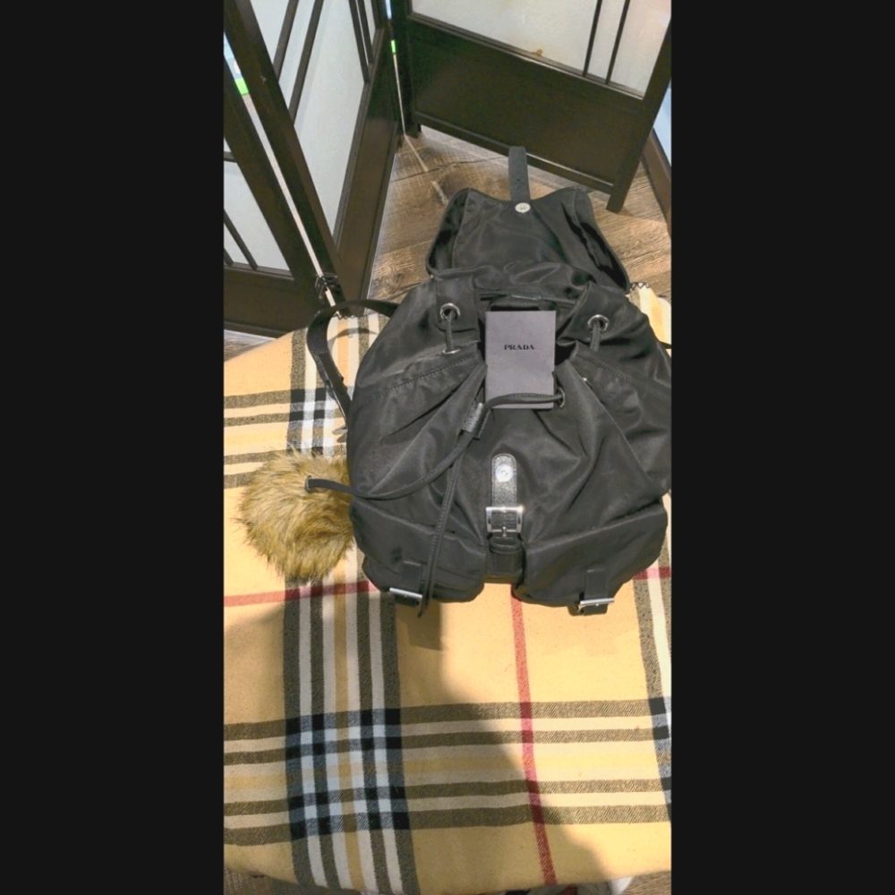 PRADA BACKPACK - Picture 3 of 4
